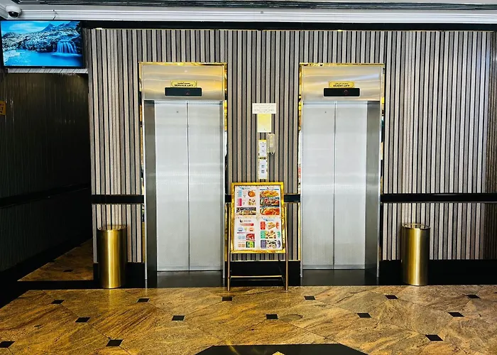New California Hotel